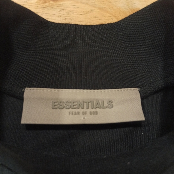 Fear Of God Essentials Mockneck Off Black Men's Size ,Tall Medium Oversized - Picture 7 of 16